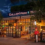 Gallion Готель 2*