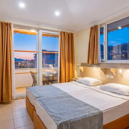 Gallion Hotel