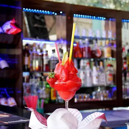 佳永酒店 阿拉尼亚